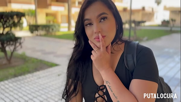 PutaLocura - Torbe pilla a la exuberante Sof&iacute;a Ruiz y se corre en su boca