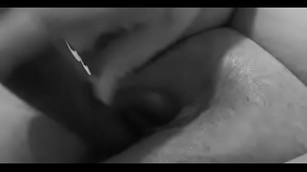 She makes her pussy Squirt for me 