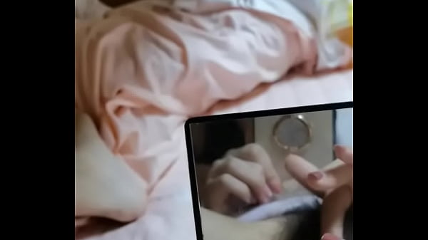 我喜欢在宿舍趁舍友不在的时侯自慰