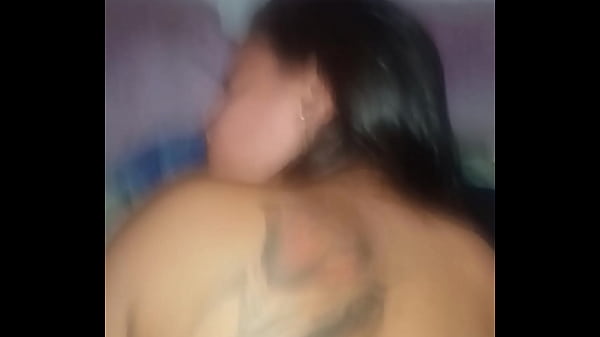 Socando na novinha safada