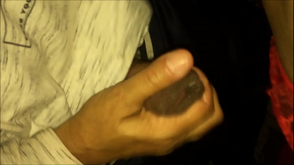 Eu usando outra calcinha na cor preta que peguei do varal part2