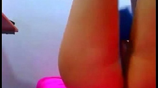 Laton girl squirts at sex chat