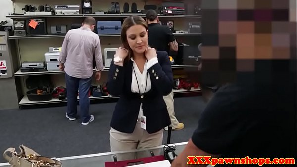 Busty pawnee amateur jizzed in mouth