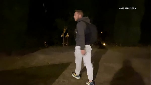 Night Cruising Bareback Barcelona City Center Facial Cumshot