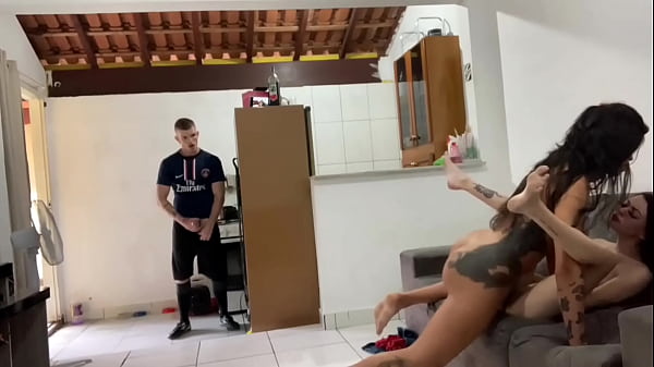 M&eacute;nage gostoso muita foda