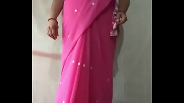 Old mature lady saree naked