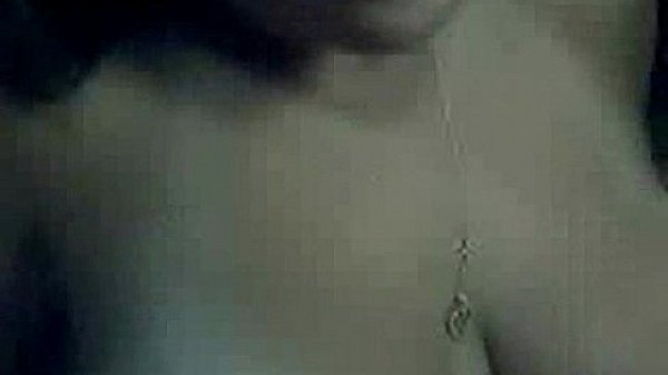 Webcam girl strip and finger herself  