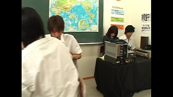 ASIAN SLUT LOVE TO TAKE 2 DICK IN HER MOUTH AND CUNT!