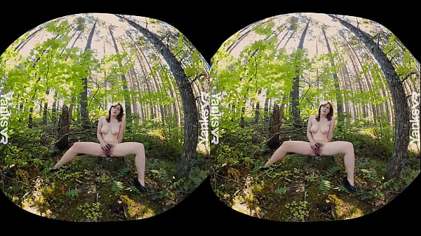 Big meloned brunette amateur honey from Yanks Raven Snow masturbating her hairy beaver outdoors in 3D virtual reality video  