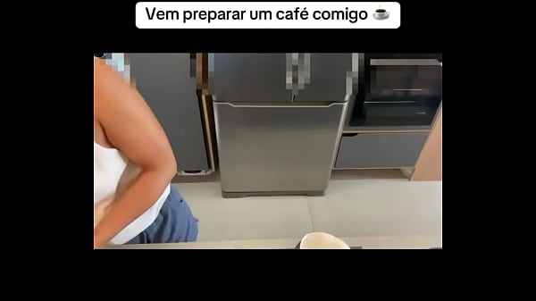 Come prepare a coffee with me ️Vem preparar um caf&eacute; comigo#brazilian #housewife #sexy #LUNA #coffee #cafe #hot #Go...