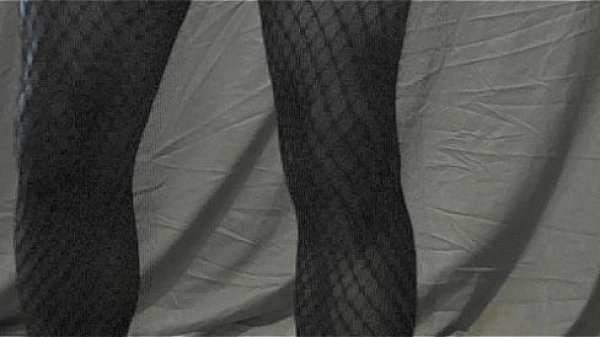 SHOWING OFF MY SEXY LEGS WITH A LIL UPSKIRT