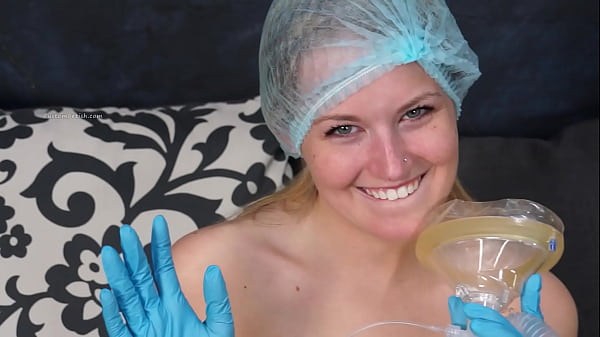 Scarlett Has a Thing for Medical Stuff, Also Hijinks in the Medical Clinic