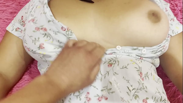 T&uuml;rk Fatma sıkı kedi anal seviyor ve onu becermek istiyor