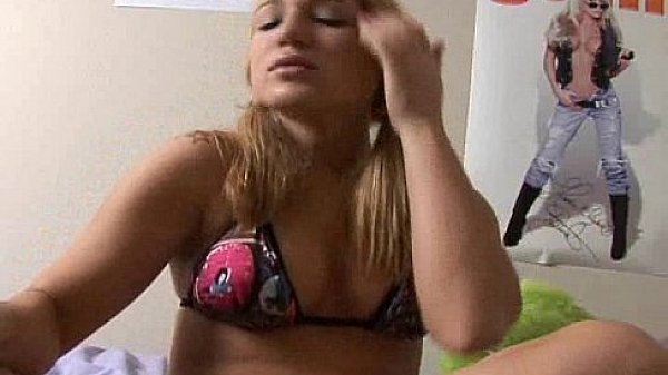 Amateur teen titty tease