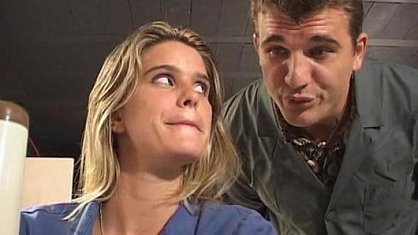 Sous Les Blouses Des Couturieres