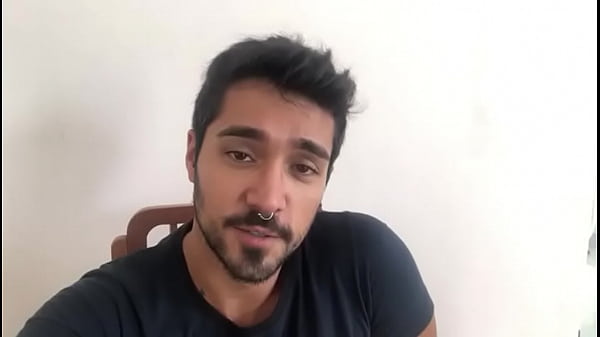 Ol&aacute;, eu sou o Victor