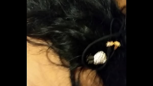 Le insiste hasta que accedi&oacute; mi t&iacute;a no quer&iacute;a pero se calent&oacute;.