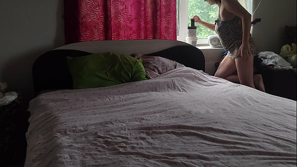 Real amateur couple mutual masturbation in cozy countryside  