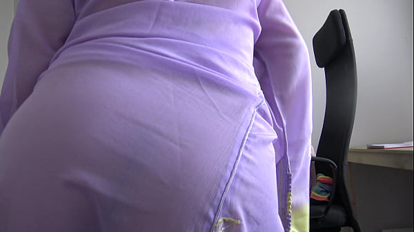 horny arab cuckold wife masturbating her pussy for squirting when husband is not home 