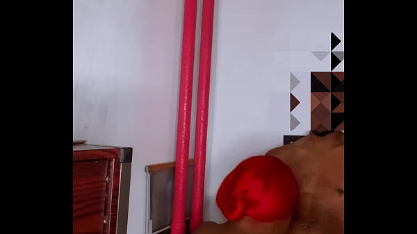 KEISHA MINAJ SUKIN HER EX-MAN HE KEEPS COMING BACK