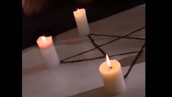 Peaches Lesbian Dildo fuck