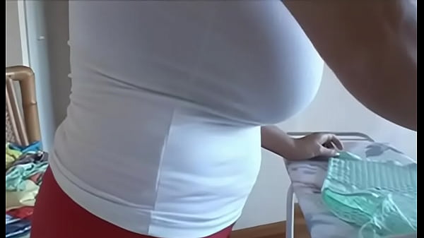 Alejandra Arbona Ironing