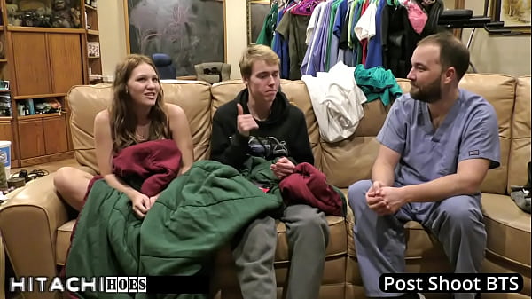 Preggo Whore Nova Maverick Has Multiple Orgasms While Undergoing Therapy At Doctor Stacy Shepard's Gloved Hands Using A MagicWand