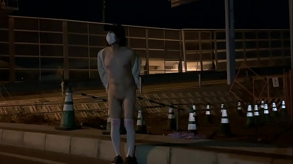 女装まゆの深夜全裸露出 