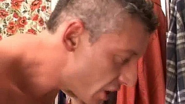 Amateurs bang and fisting hard