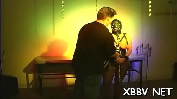 Charming cutie is stimug her taco with a marital-device 