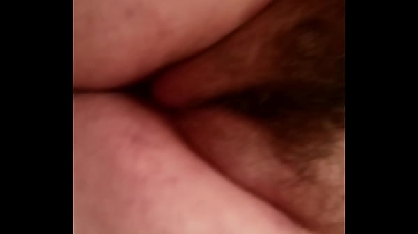 Teen fat chick amanda masturbate shows off her hairy fat pussy