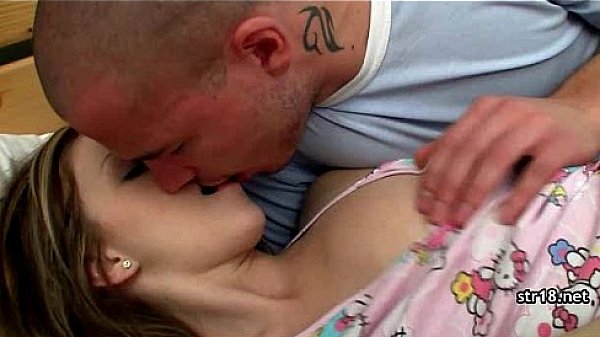 EXGF 18 YO Beauties First Time