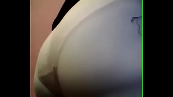 Esposa en leggins blanco