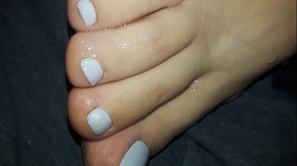 toes groped