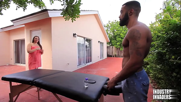 Melanie Hicks Loves BLACK DICK