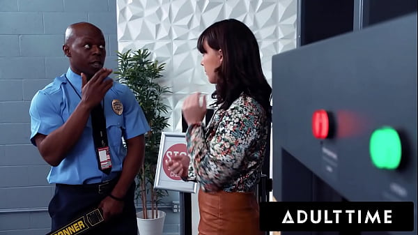 Brunette Slut's ACCIDENTAL AIRPORT BUKAKKE!  