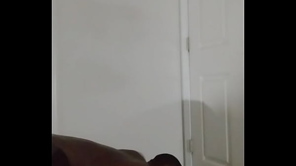 Thinking of more romantic things to do like worshipping women by sketching one for free 2