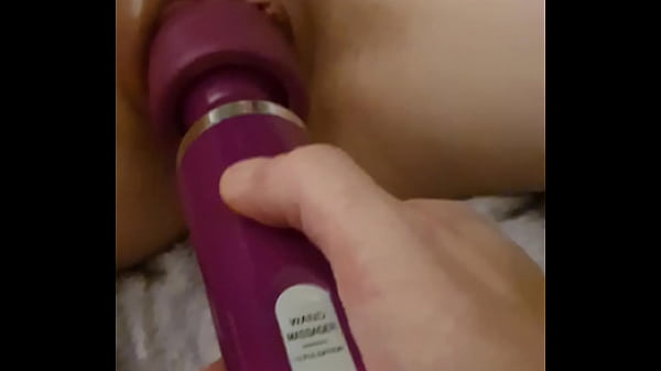 Kinky sue warming up with her magic wand before some doggy style pounding 