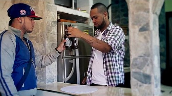 TRUKO - Mas Mia Que Tuya Feat. Rycky Angar (EXPLICITO)