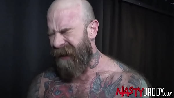 Tattooed Daddy Raw Fucked Deep And Hard