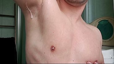 sextoy baise mon cul puis mes aisselles