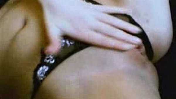 18 year old babe shows her body  