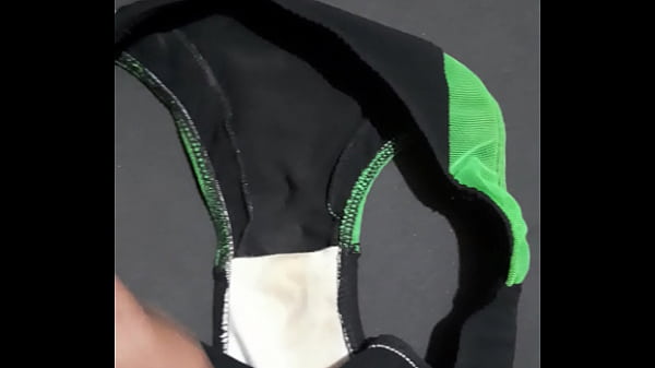 Este calzon huele a deporte, a mucho sudor y poca leche