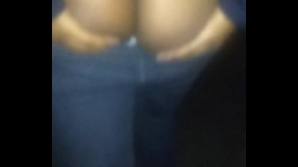 Late night stroll w/ MzKiwi