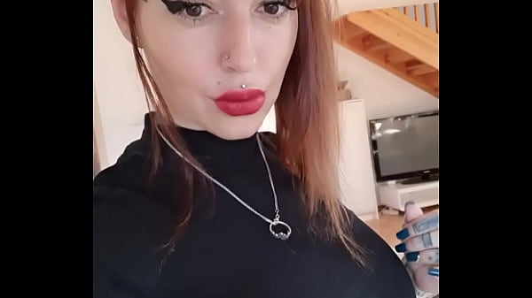 En plein d&eacute;m&eacute;nagement mes amours je pense &agrave; vous