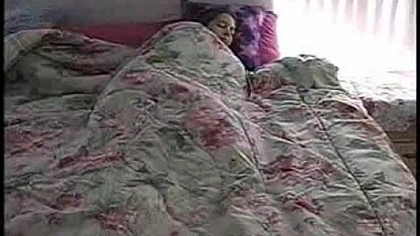 Tawnee Stone Se despierta y se ducha