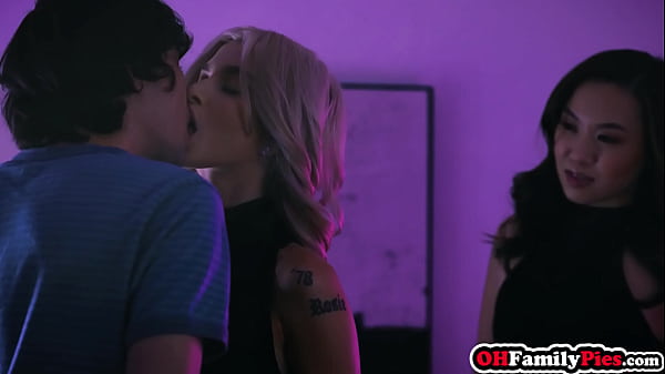 Petite Asian teen and hot blonde babe sucked big cock and enjoyed hardcore pussy fucking