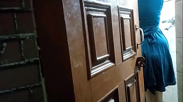 Jija Sali first desi sex MMS from the bathroom &ndash; Part 1