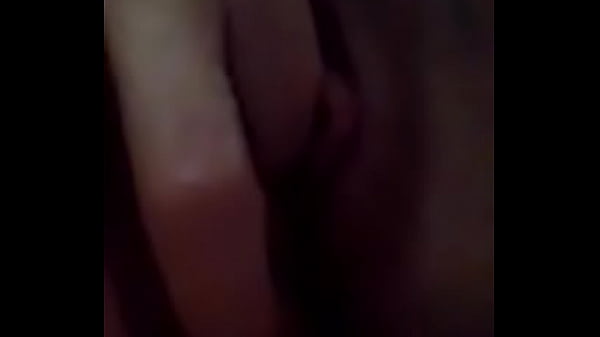 6AF25D3B-4594-4D3D-B6D5-AC6400F64AE4.MOV 