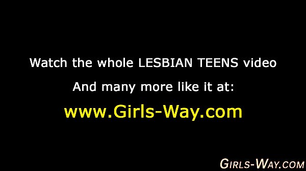 Tribbing les tongues cunt